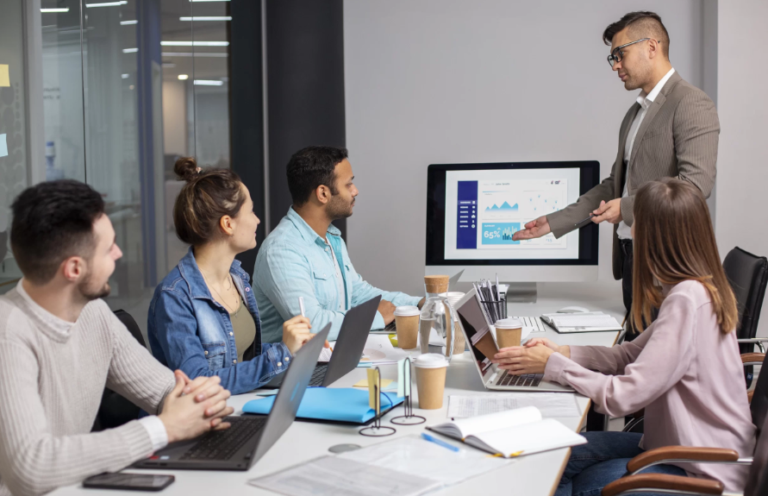 Hire Best Digital Marketing Consultant UAE to Strengthen Your Digital Presence